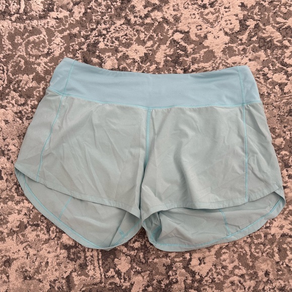 LuLulemon speed up shorts “4” - Picture 2 of 8
